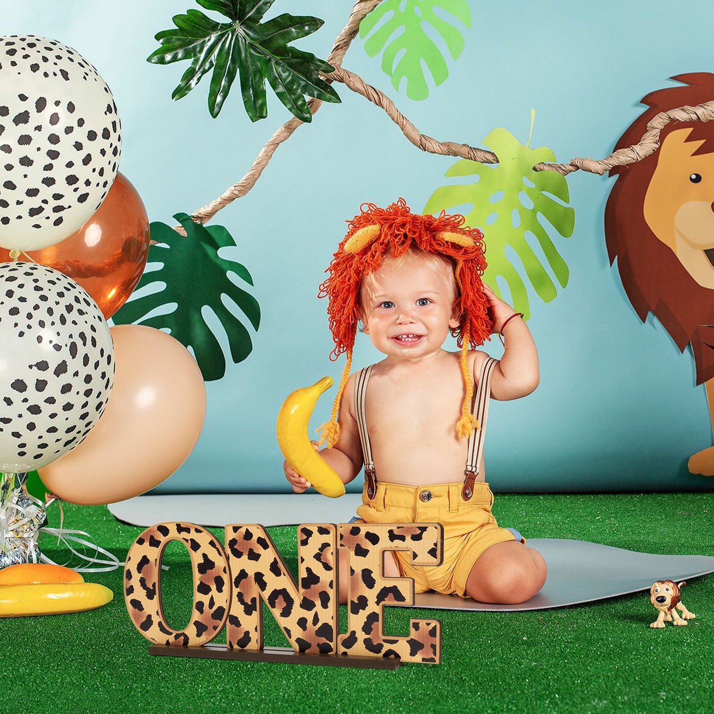 G1ngtar Leopard Wild One Wooden Table Centerpiece for Baby Boys Girls Safari Animal Cheetah One Letter Sign Table Decoration for 1st Birthday Party Supplies Milestone Baby Shower Cake Smash Photo Prop